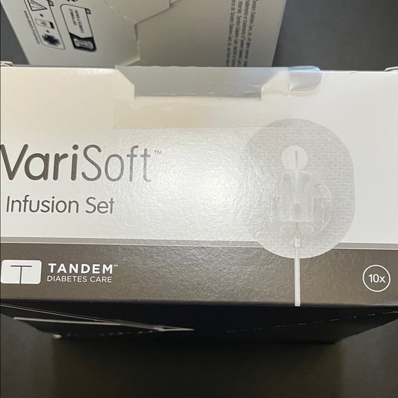 VariSoft Infusion Set - 2 boxes - Picture 3 of 3